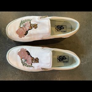 Unique Vans slip one in a size 9 1/2
